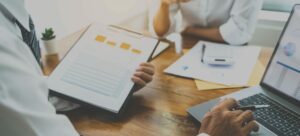 Rachat de crédits : améliorer votre score crédit