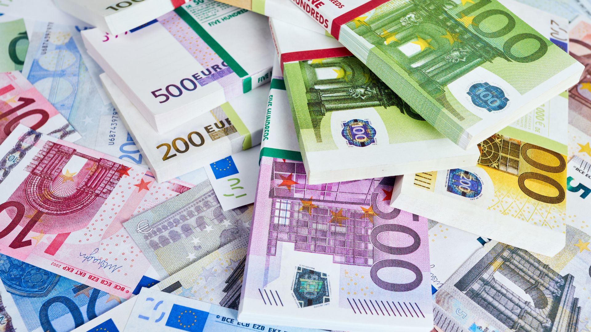 Regroupement de crédit de 300 000 euros